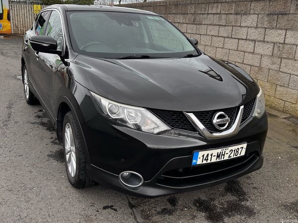 Nissan Qashqai Hatchback, Diesel, 2014, Black