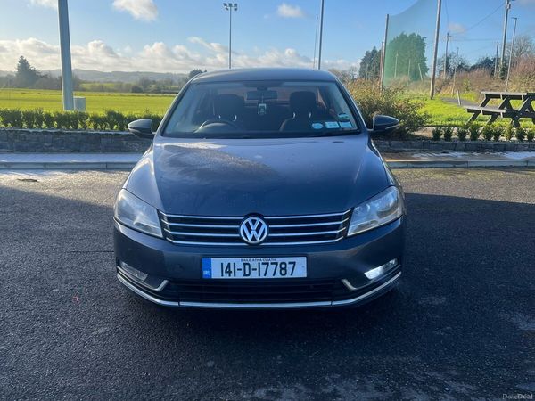 Volkswagen Passat Saloon, Diesel, 2014, Grey