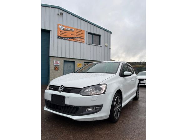 Volkswagen Polo Hatchback, Petrol, 2016, White