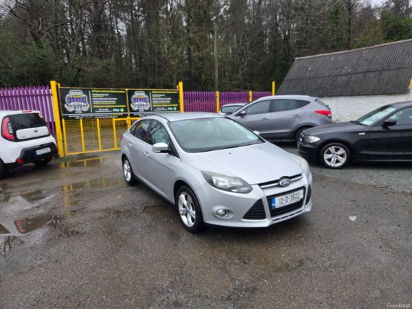 Ford Focus Saloon, Diesel, 2012, Silver
