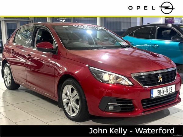 Peugeot 308 Hatchback, Diesel, 2019, Red