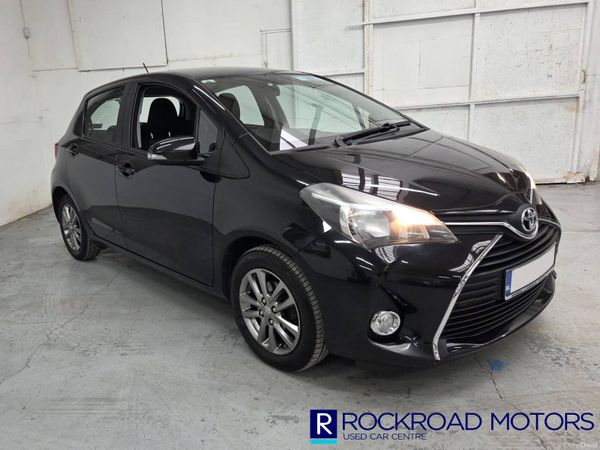 Toyota Yaris Hatchback, Petrol, 2016, Black