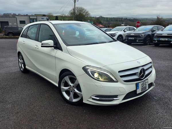 Mercedes-Benz B-Class Hatchback, Petrol, 2013, White