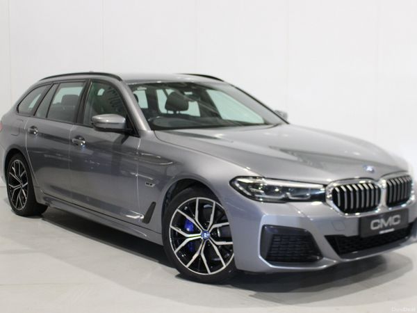BMW 5-Series Estate, Petrol Hybrid, 2022, Grey