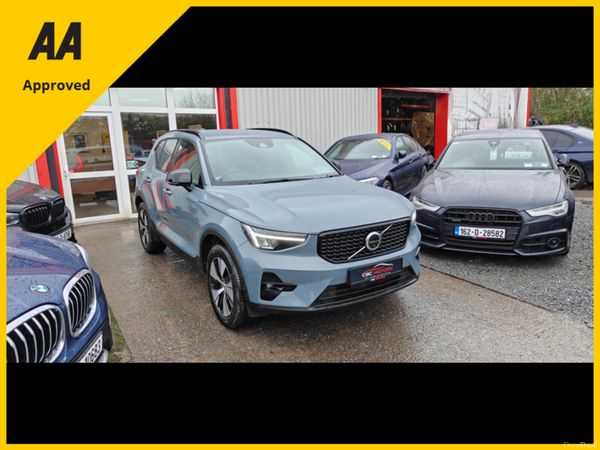 Volvo XC40 SUV, Petrol Plug-in Hybrid, 2023, Grey