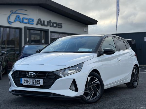 Hyundai i20 Hatchback, Petrol, 2021, White