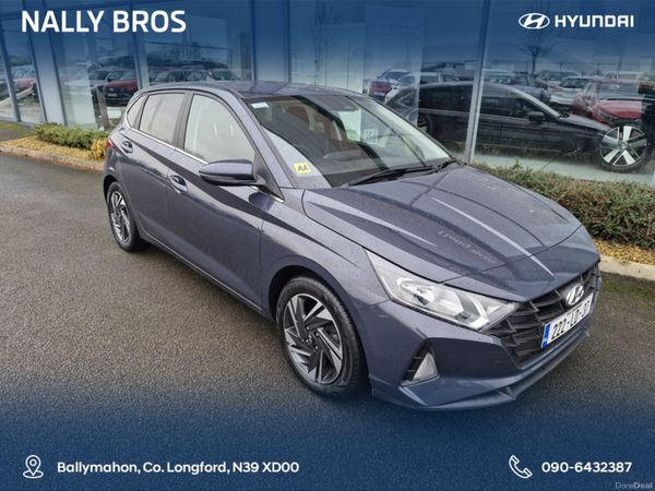 Hyundai i20 Hatchback, Petrol, 2022, Grey