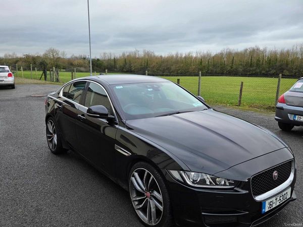 Jaguar XE Saloon, Diesel, 2016, Black