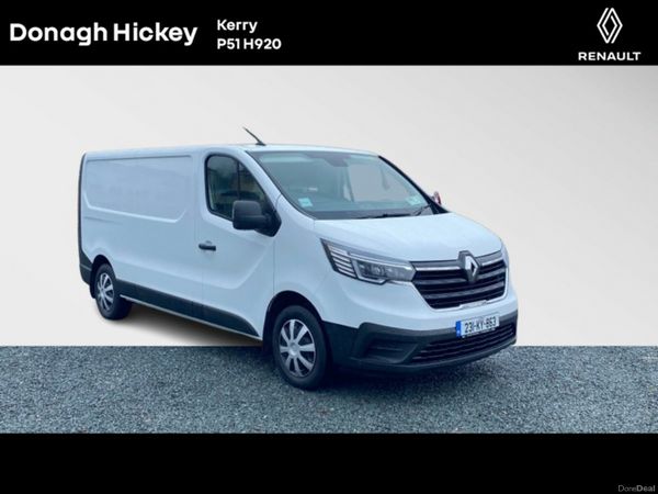 Renault Trafic MPV, Diesel, 2023, White
