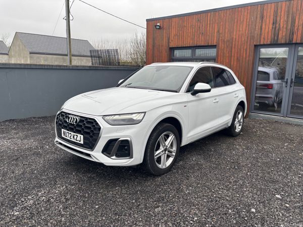 Audi Q5 SUV, Petrol Hybrid, 2022, White