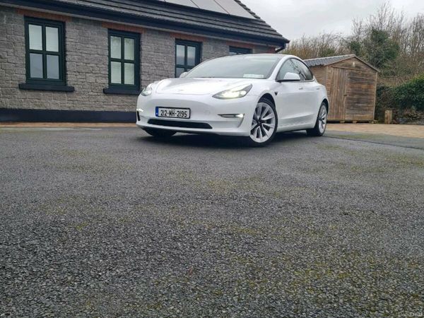 Tesla Model 3 Saloon, Electric, 2021, White
