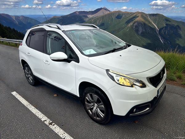 Peugeot 2008 Estate, Petrol, 2018, White