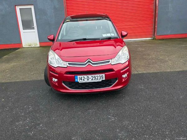 Citroen C3 Hatchback, Petrol, 2014, Red