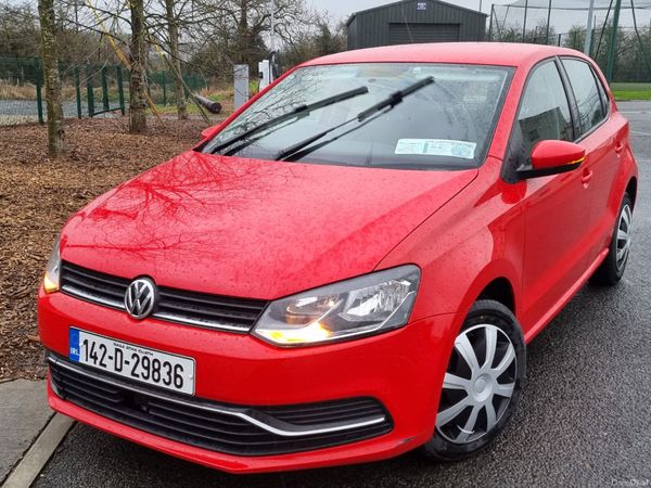 Volkswagen Polo Hatchback, Petrol, 2014, Red