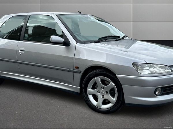Peugeot 306 Hatchback, Petrol, 1998, Silver