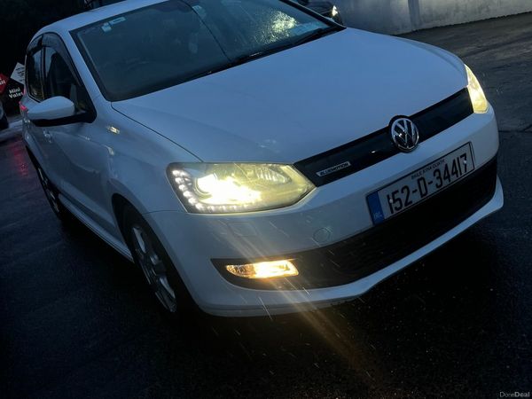 Volkswagen Polo Hatchback, Petrol, 2015, White