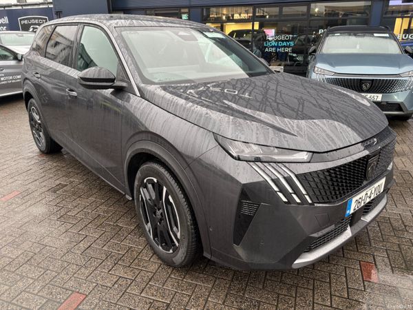 Peugeot 5008 SUV, Electric, 2026, Grey