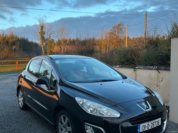 Peugeot 308 Hatchback, Diesel, 2013, Black