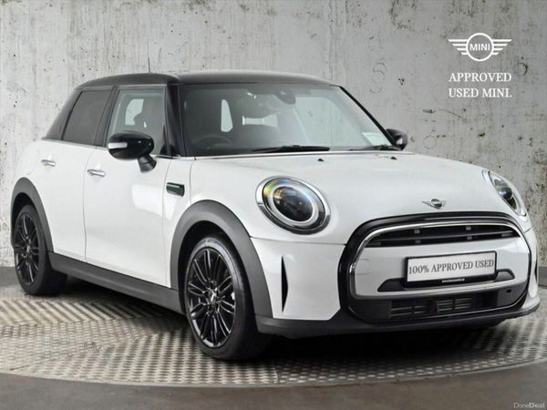 Mini Cooper Hatchback, Petrol, 2024, White