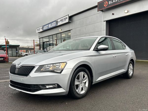 Skoda Superb Hatchback, Diesel, 2019, Silver