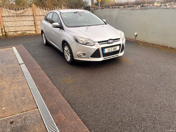 Ford Focus Saloon, Diesel, 2012, Silver