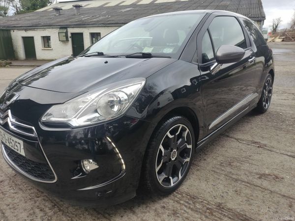 Citroen DS 3 Hatchback, Diesel, 2015, Black