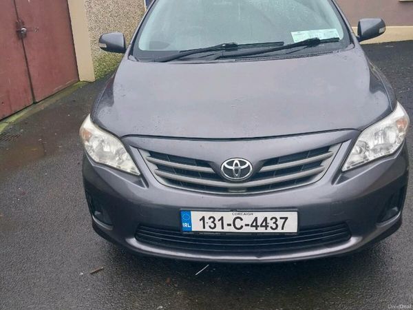 Toyota Corolla Saloon, Diesel, 2013, Grey