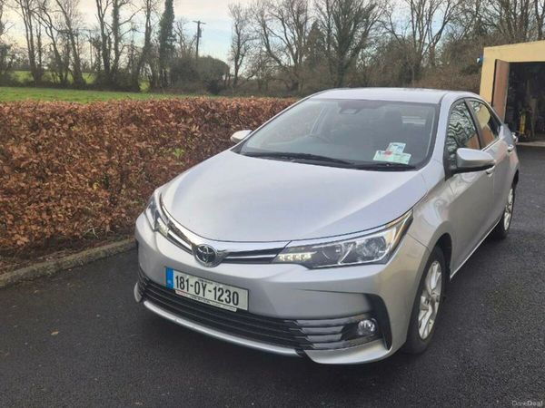Toyota Corolla Saloon, Petrol, 2018, Grey