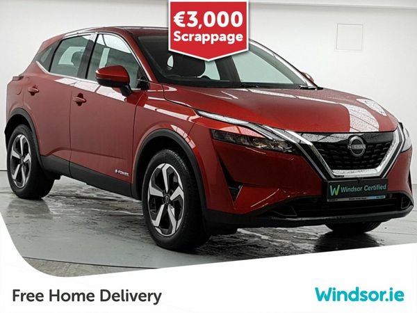 Nissan Qashqai MPV, Petrol, 2024, Red