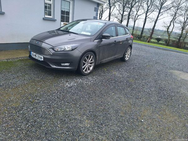 Ford Focus Hatchback, Diesel, 2016, Grey