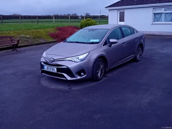 Toyota Avensis Saloon, Diesel, 2018, Brown