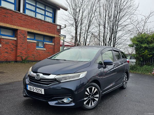 Honda Shuttle MPV, Petrol Hybrid, 2016, Black