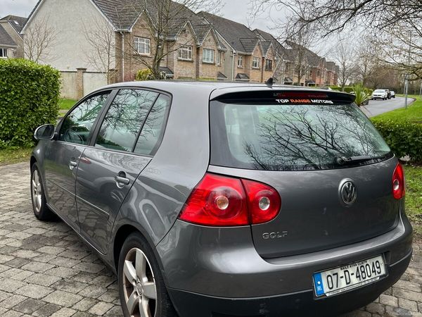 Volkswagen Golf Hatchback, Petrol, 2007, Grey