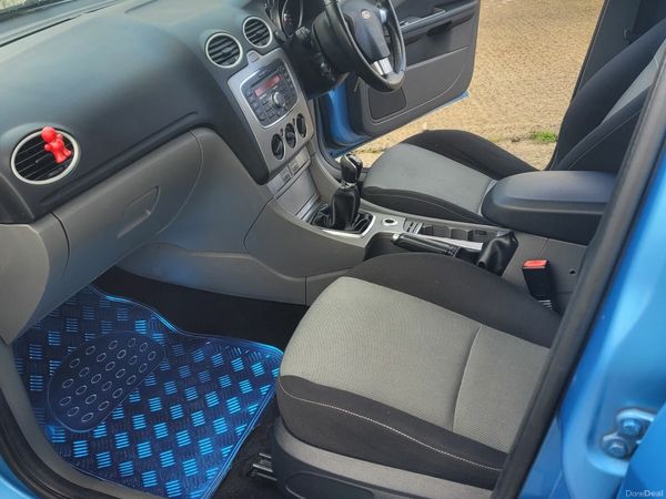 Ford Focus Hatchback, Diesel, 2010, Blue