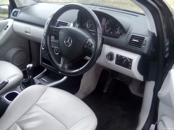 Mercedes-Benz A-Class Hatchback, Petrol, 2009, Black