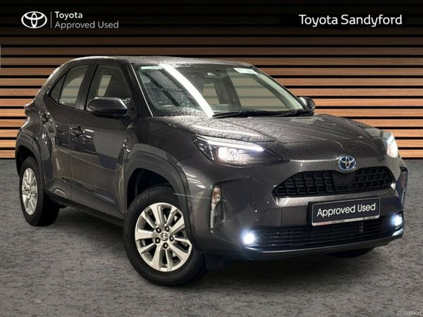 Toyota Yaris Cross Hatchback, Petrol Hybrid, 2023, Grey