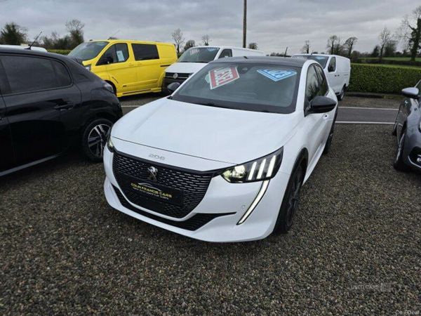 Peugeot 208 Hatchback, Diesel, 2023, White