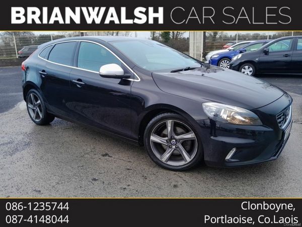 Volvo V40 Hatchback, Diesel, 2016, Black