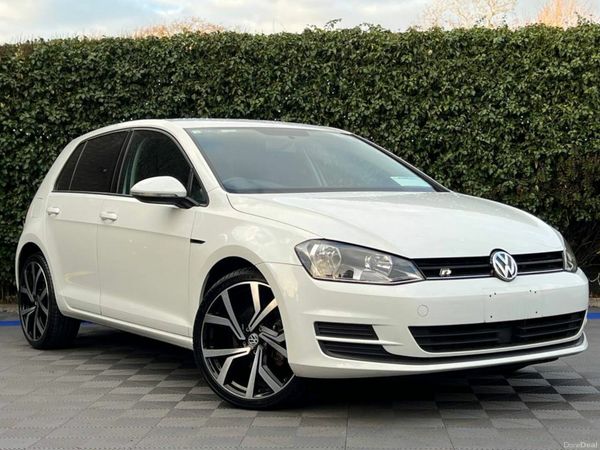 Volkswagen Golf Hatchback, Petrol, 2014, White