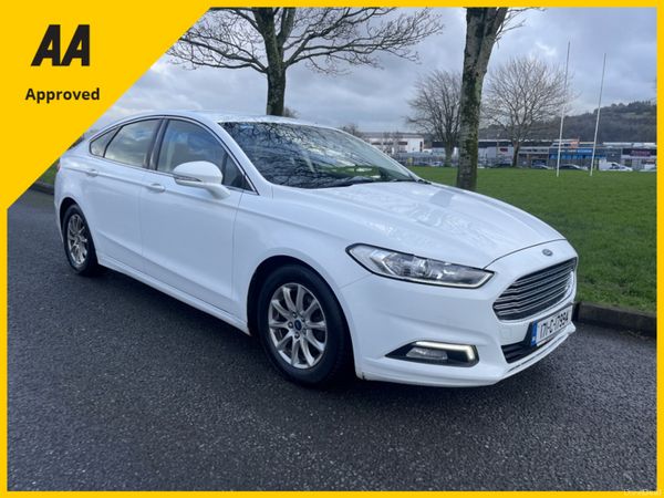 Ford Mondeo Hatchback, Diesel, 2017, White