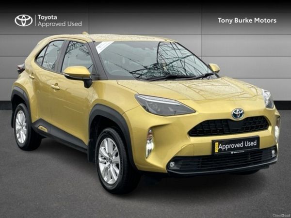 Toyota Yaris Cross SUV, Petrol Hybrid, 2022, Gold