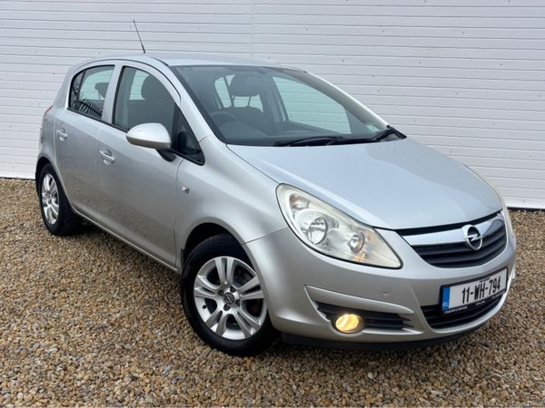 Opel Corsa Hatchback, Diesel, 2011, Silver