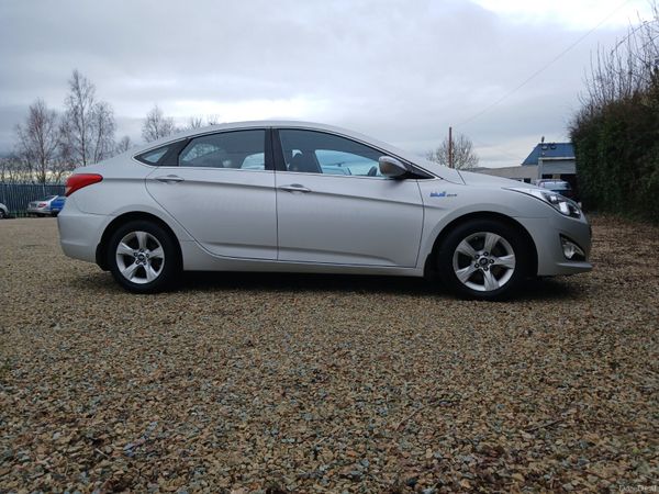 Hyundai i40 Saloon, Diesel, 2014, Silver