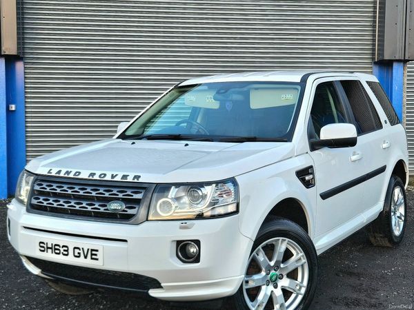 Land Rover Freelander SUV, Diesel, 2014, White