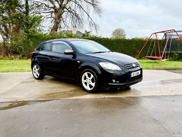 Kia Ceed Hatchback, Diesel, 2010, Black