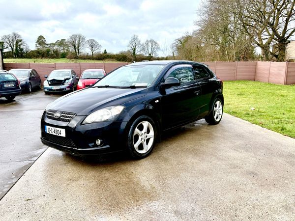 Kia Ceed Hatchback, Diesel, 2010, Black