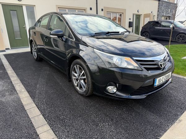 Toyota Avensis Saloon, Diesel, 2015, Black
