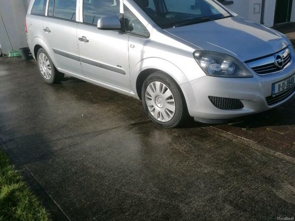 Opel Zafira MPV, Diesel, 2011, Silver