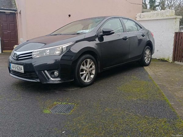 Toyota Corolla Saloon, Petrol, 2014, Black