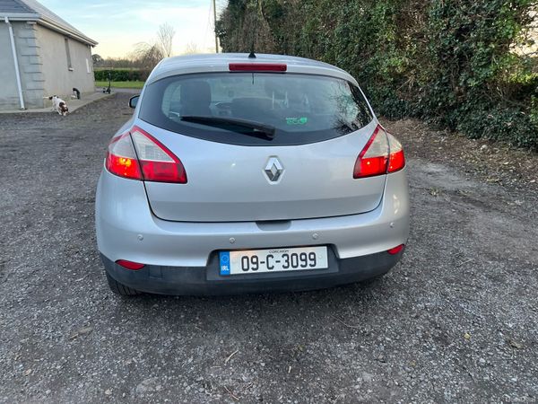 Renault Megane Hatchback, Diesel, 2009, Silver
